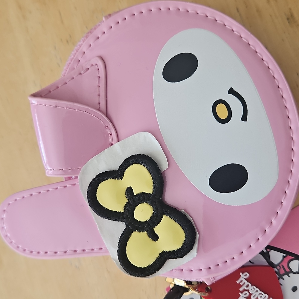 Hello Kitty and Friends Pink Coin Purse - Picture 10 of 12